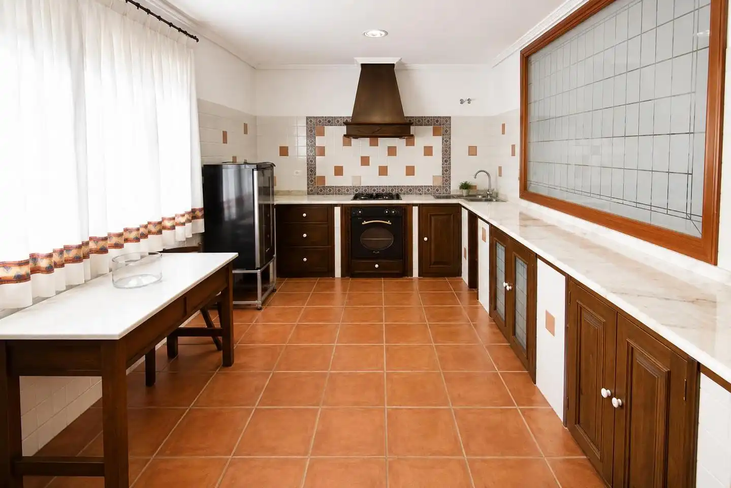 Cocina de Casa o chalet en venta en Alcazarén con Calefacción, Jardín privado y Trastero