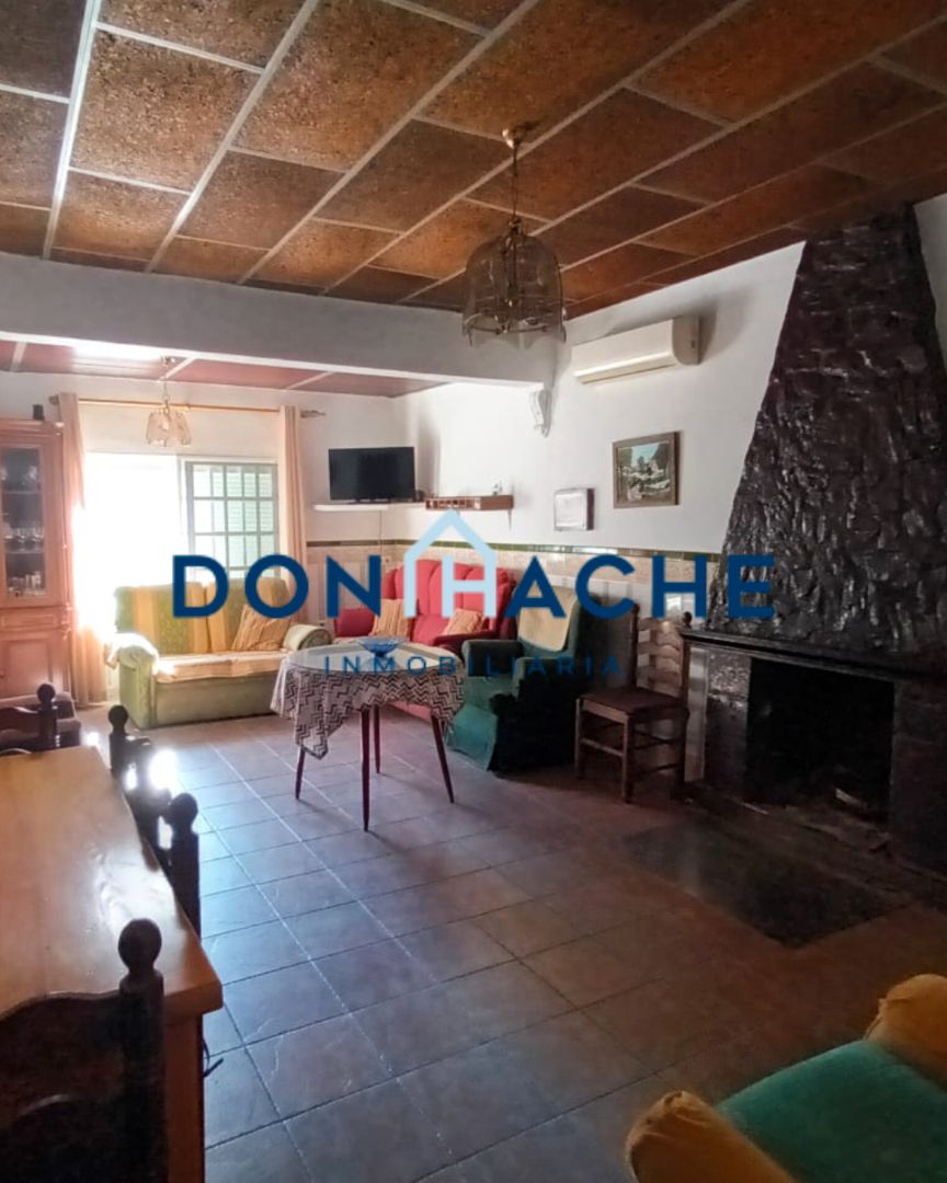 Living room of House or chalet for sale in Mérida  with Air Conditioner, Private garden and Terrace