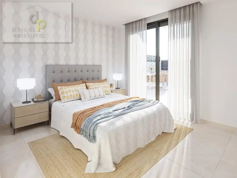 Casa con piscina en venta en C. Antonio Buero Vallejo 7, imagen 5