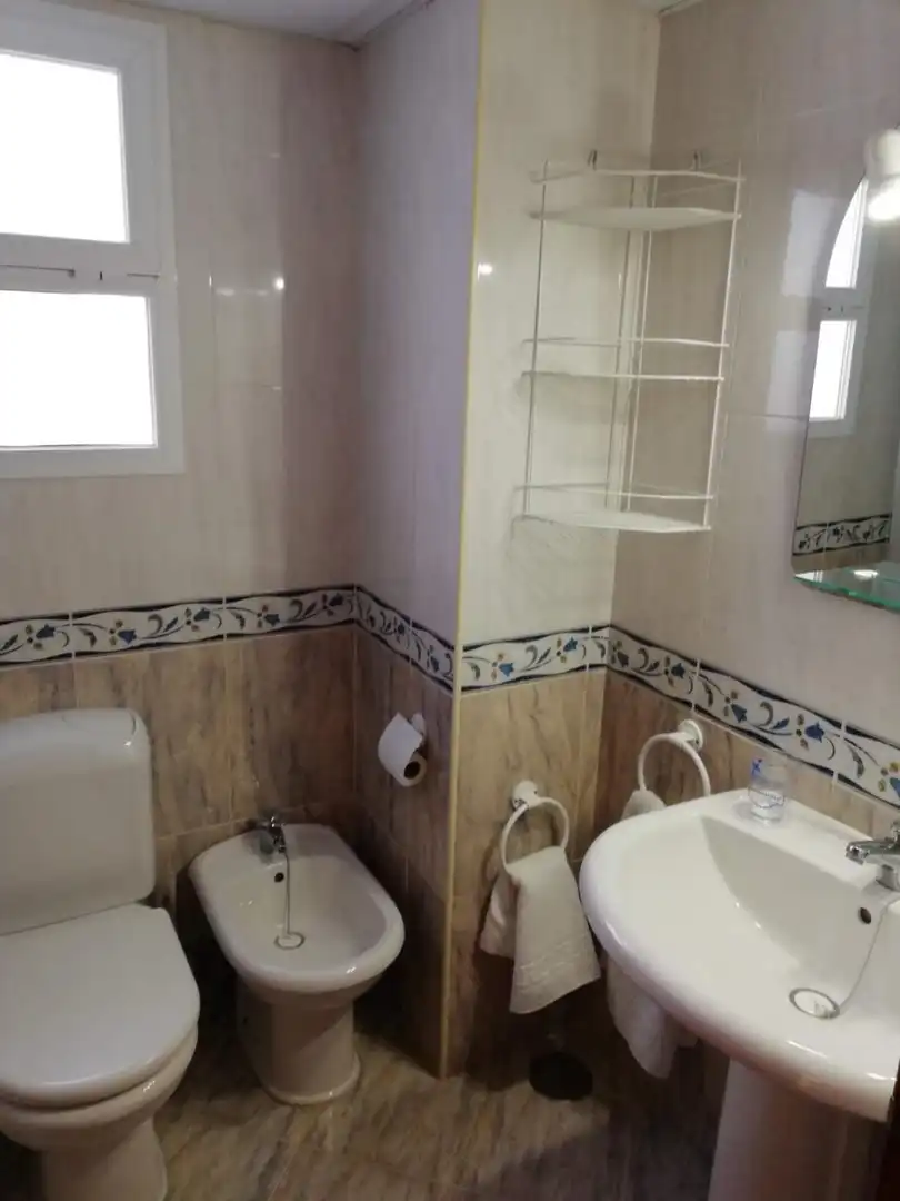 Flat for rent in Camino Cerro Gordo, Parque de la Paloma