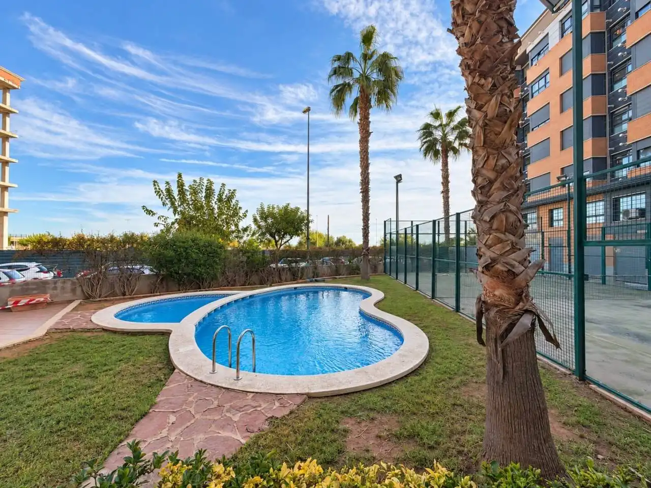 Schwimmbecken von Wohnung zum Verkauf in Centro 