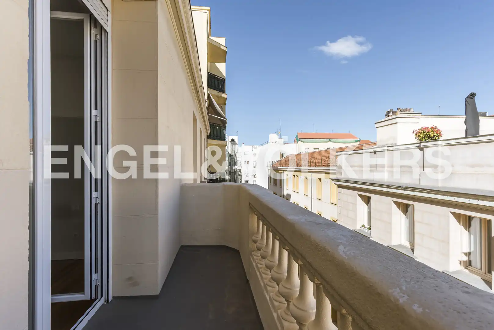 Terraza de Ático de alquiler en Madrid con Aire acondicionado, Calefacción y Parquet