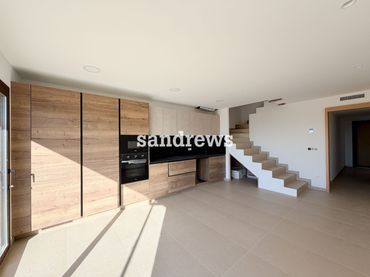 Adossat amb jardí en venda a Cantallops