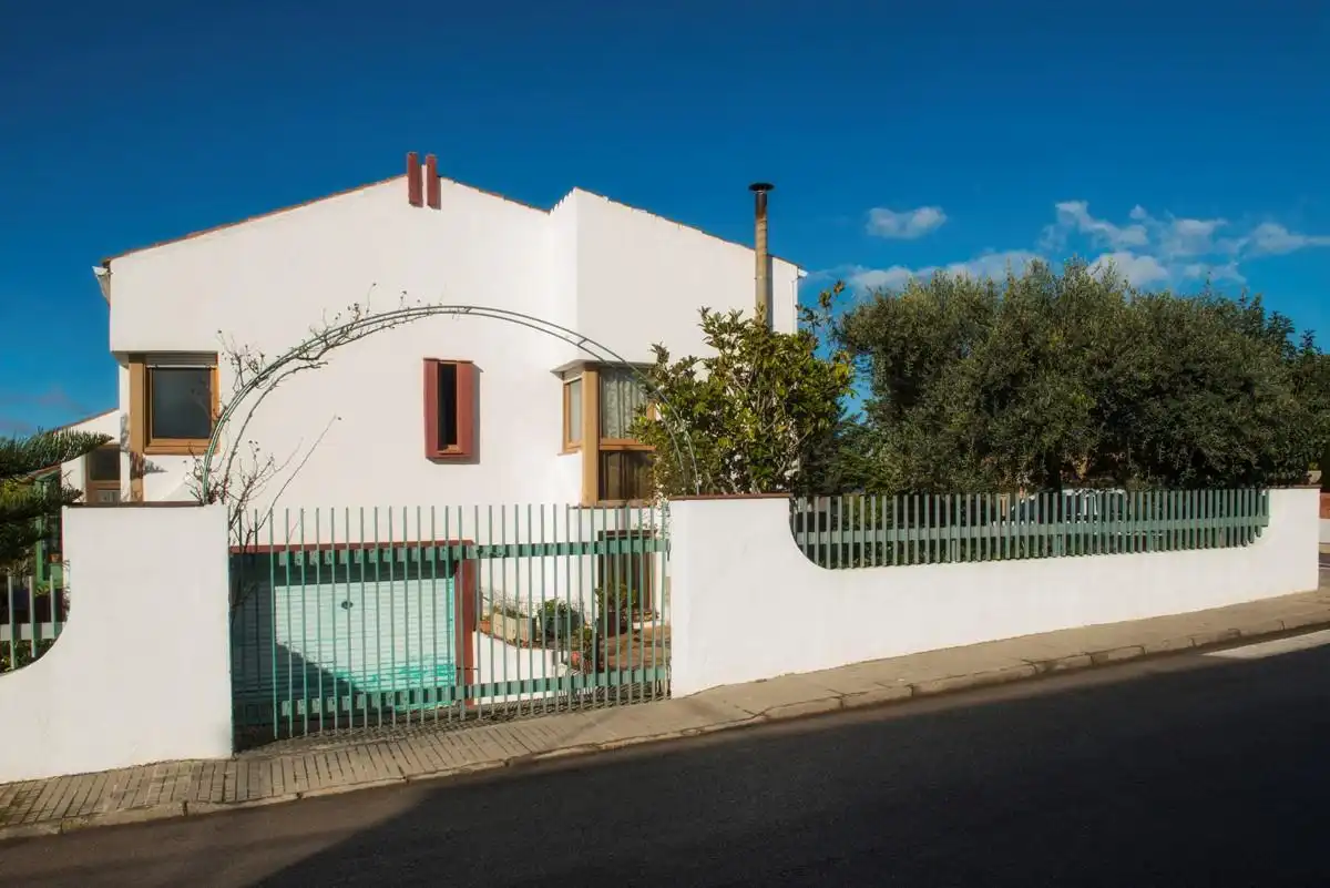 Vista exterior de Casa o chalet en venta en Sant Cugat Sesgarrigues con Calefacción, Jardín privado y Terraza