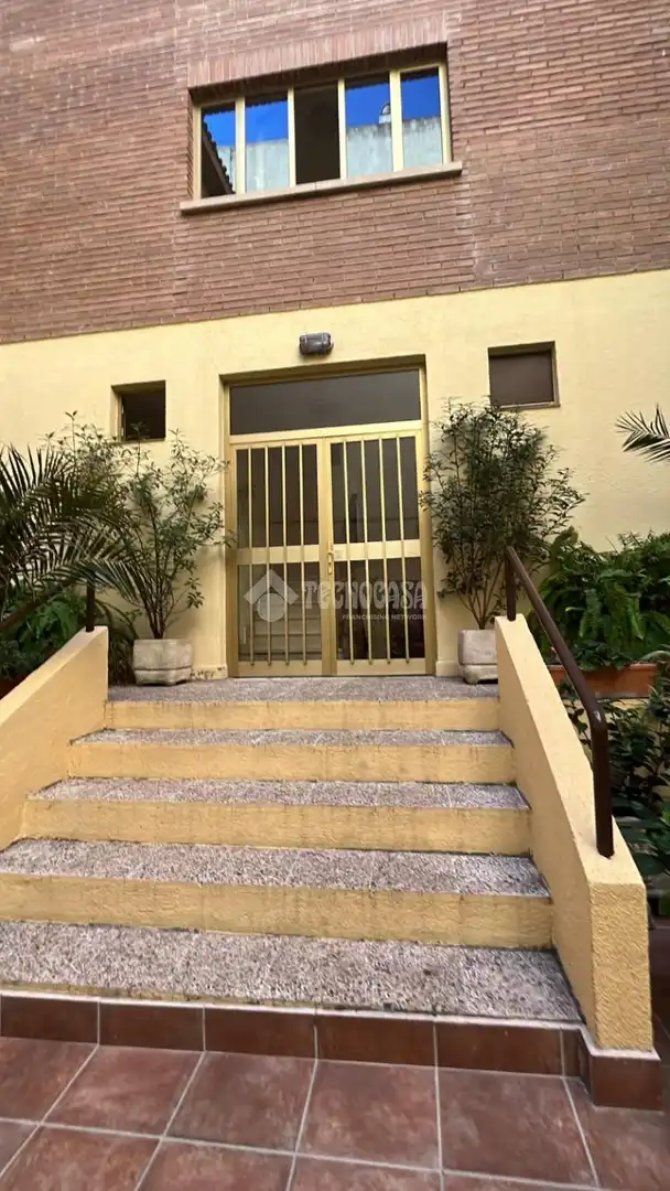 Vista exterior de Piso en venta en Madrid