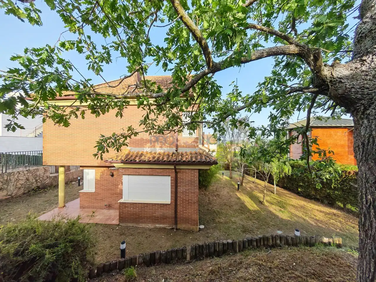 Vista exterior de Casa o chalet en venta en Sariegos con Calefacción, Jardín privado y Terraza