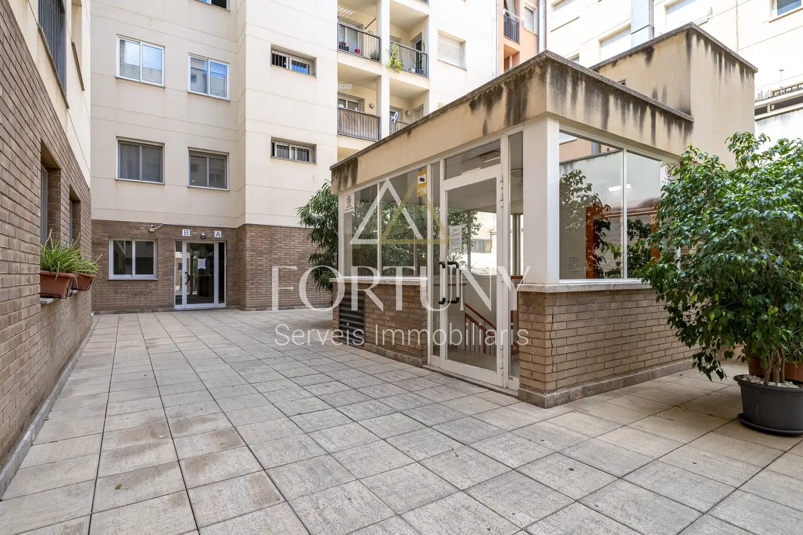 Vista exterior de Pis en venda en Cambrils amb Balcó