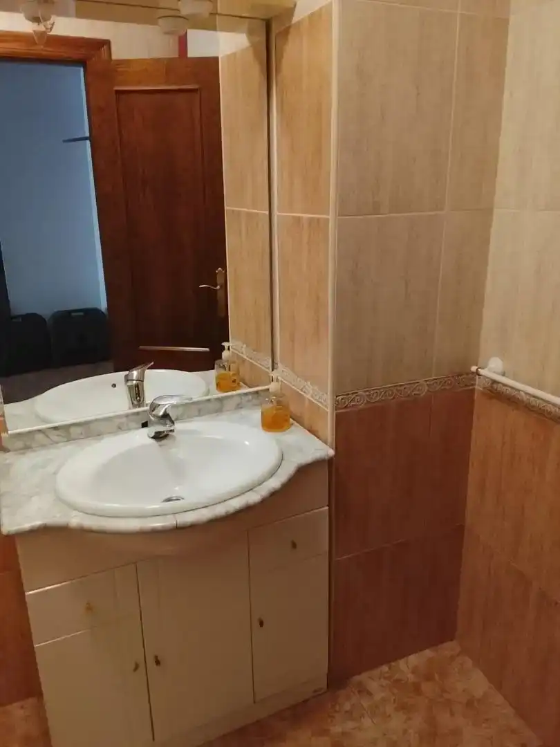 Baño de Casa adosada en venta en Cáñar con Amueblado, Horno y Lavadora