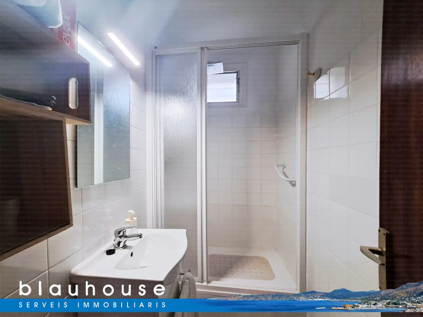Baño de Casa o chalet en venta en Portbou con Calefacción, Terraza y Trastero