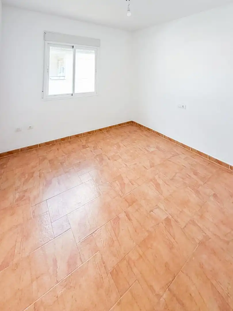 Dormitori de Casa adosada en venda en Alhaurín de la Torre amb Aire condicionat, Jardí privat i Terrassa