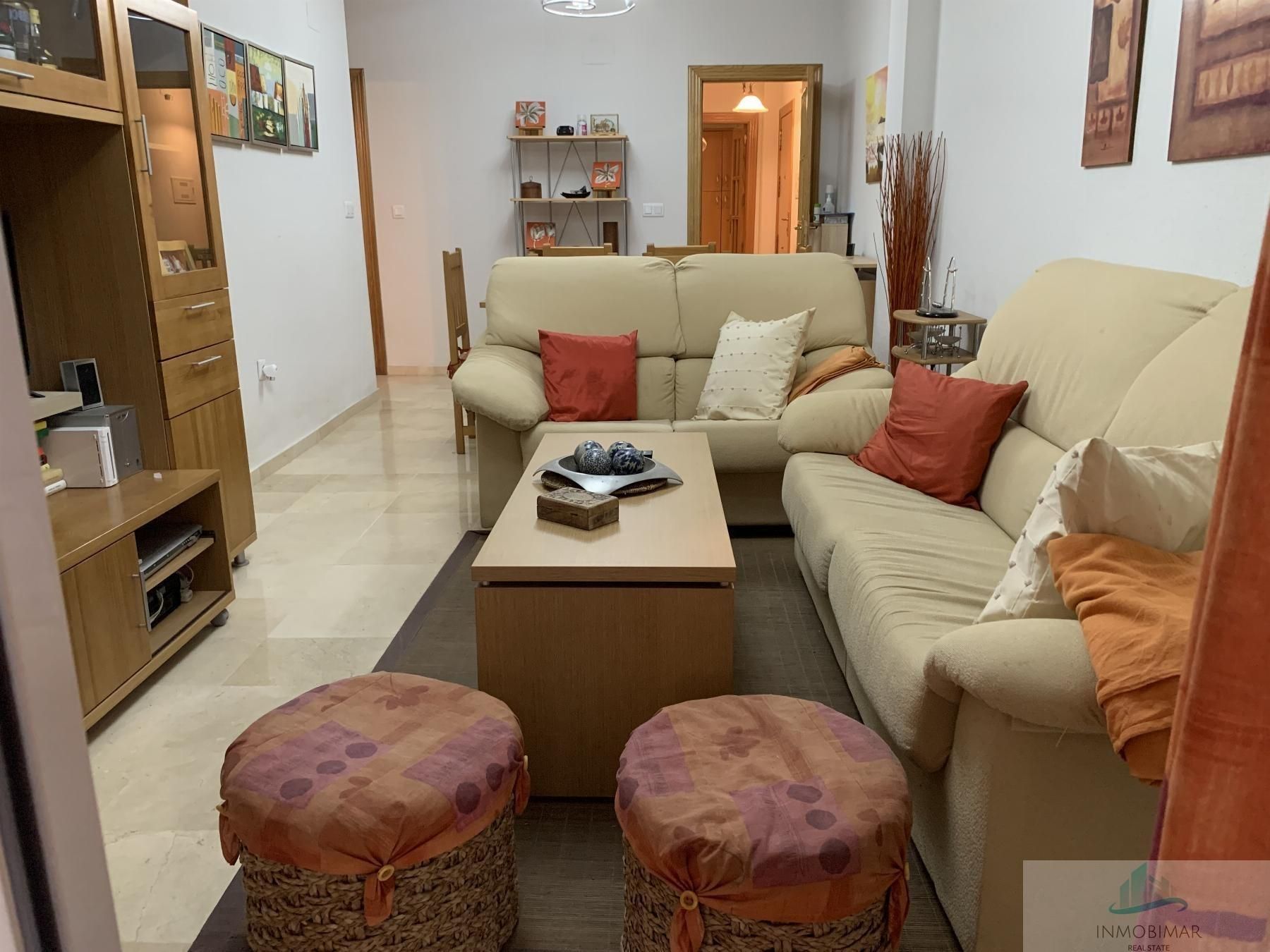 Sala d'estar de Planta baixa en venda en Motril amb Terrassa i Piscina comunitària