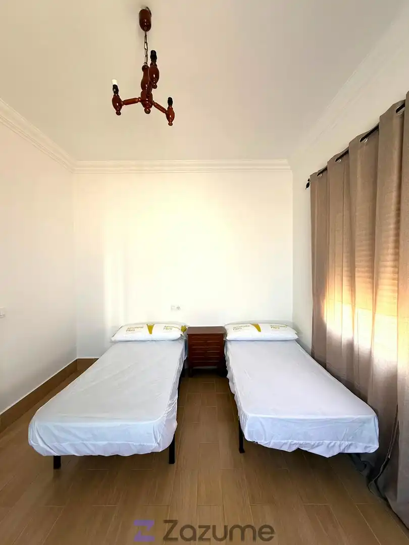 Bedroom of Flat for rent in Fuentes de Andalucía  with Air Conditioner, Heating and Terrace