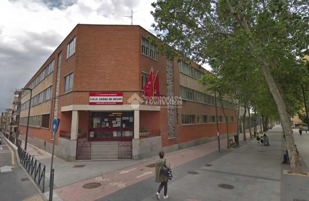 Vista exterior de Pis en venda en Getafe amb Terrassa