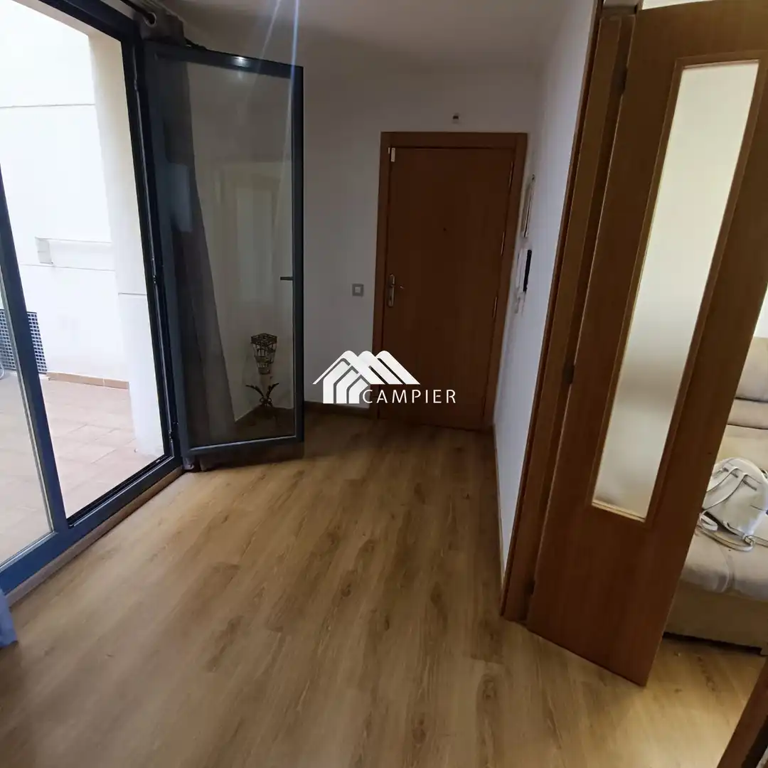 Piso en venta en Albacete con Calefacción, Terraza y Trastero