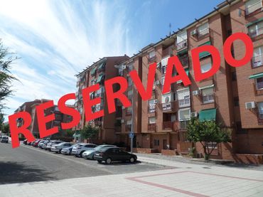 Wohnung mit Aufzug zum Verkauf in Calle Río Valdeyernos 20