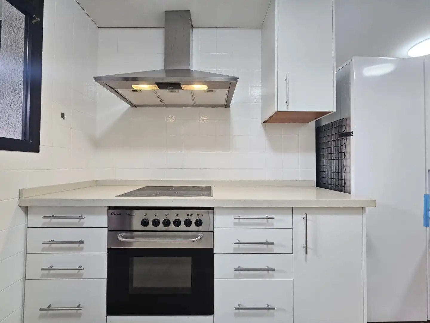 Room in Avenida Francisco la Roche, 57, Urbanización Anaga