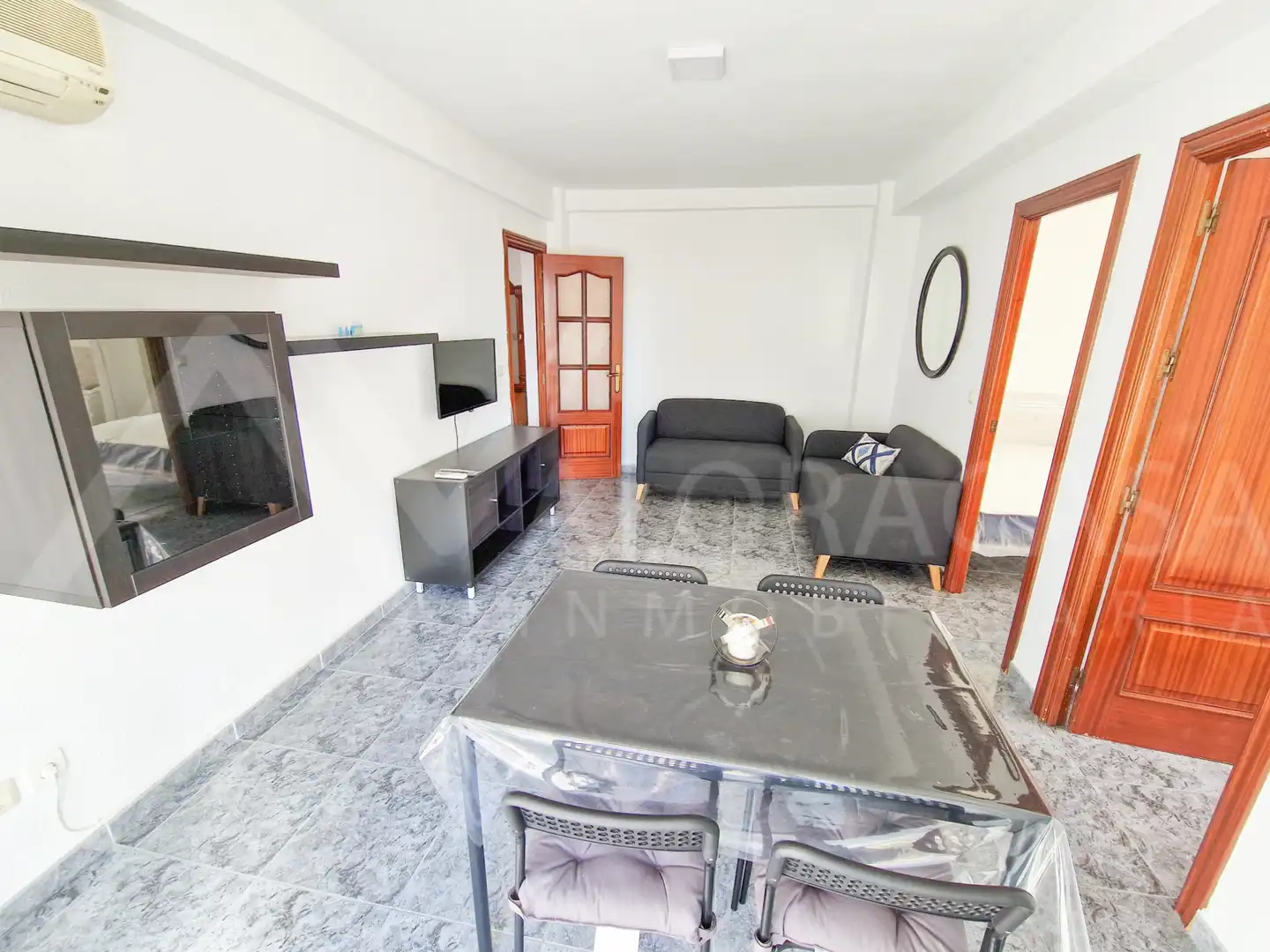 Living room of Flat for rent in Málaga  with Air Conditioner, Terrace and Furnished