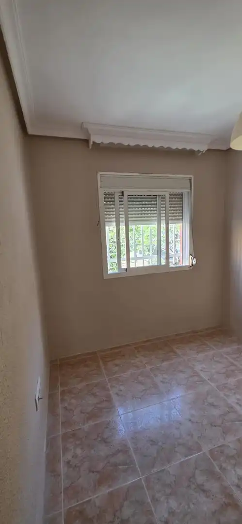 Schlafzimmer von Wohnung zum Verkauf in Algeciras