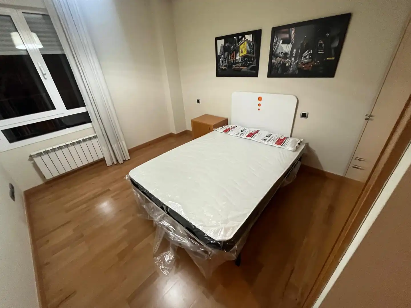 Bedroom of Flat for rent in  Logroño  with Furnished, Oven and Washing machine