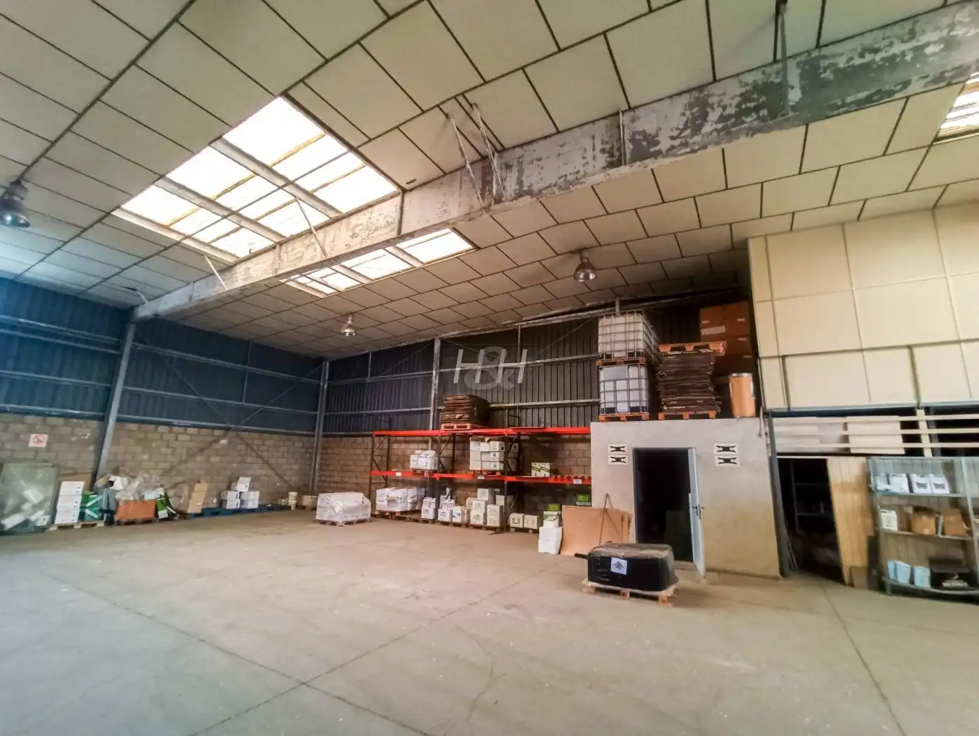 Nau industrial en venda en Sagunto / Sagunt amb Calefacció