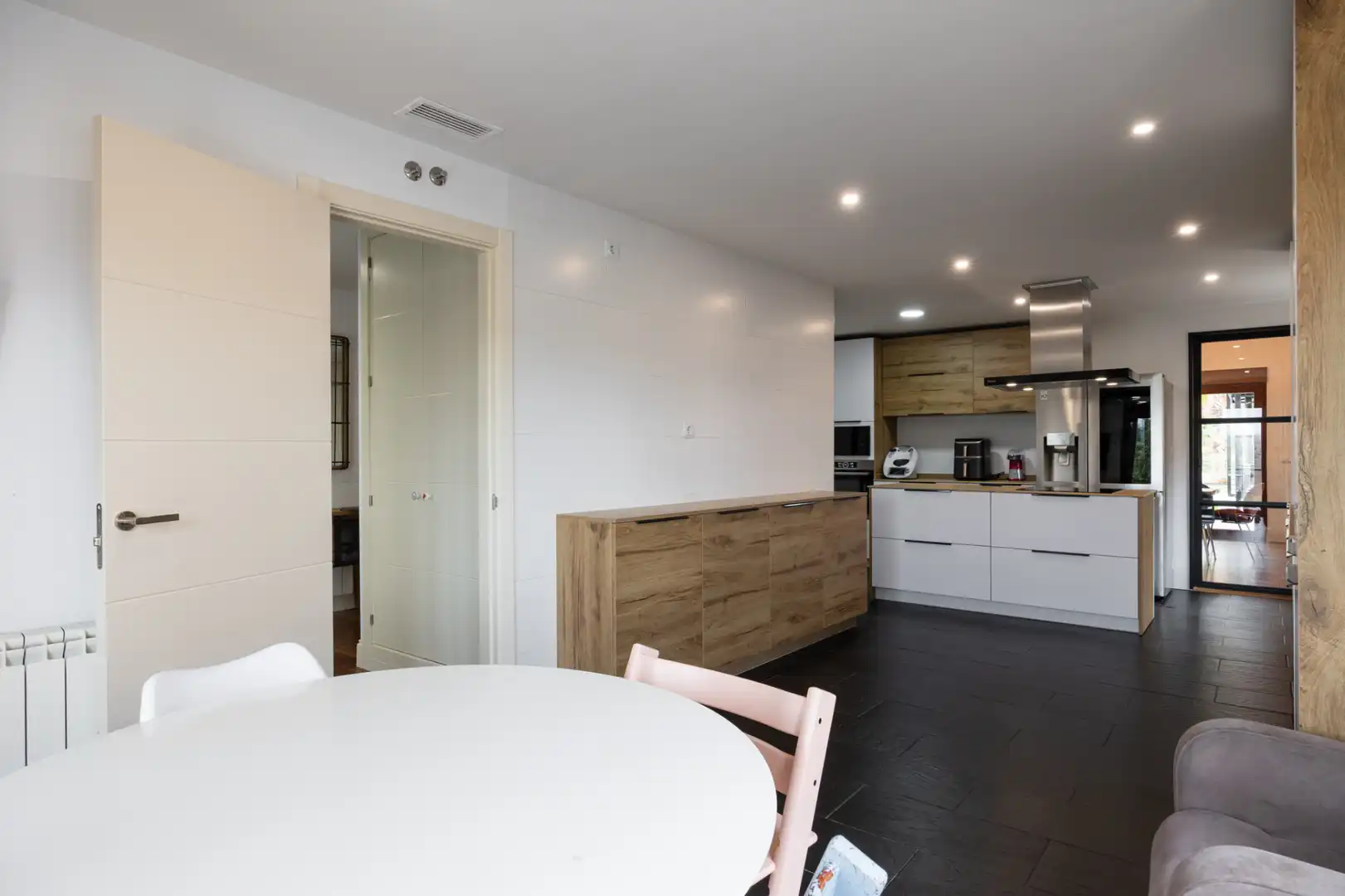Cocina de Casa o chalet en venta en Layos con Aire acondicionado, Calefacción y Jardín privado