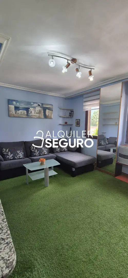 Sala de estar de Loft de alquiler en Oviedo  con Amueblado