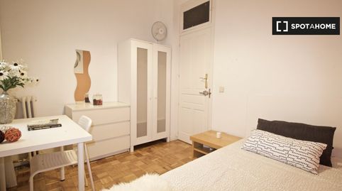 Foto 4 von Zimmer in Trafalgar, Madrid Capital