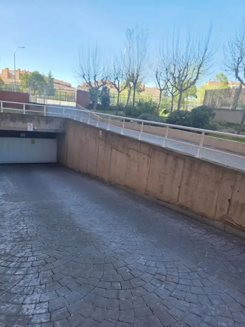 Aparcament de Pis en venda en Madrid amb Aire condicionat, Calefacció i Terrassa