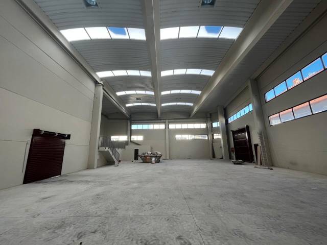 Nave industrial en Alquiler en Carrer de Portugal en Sant Ramón