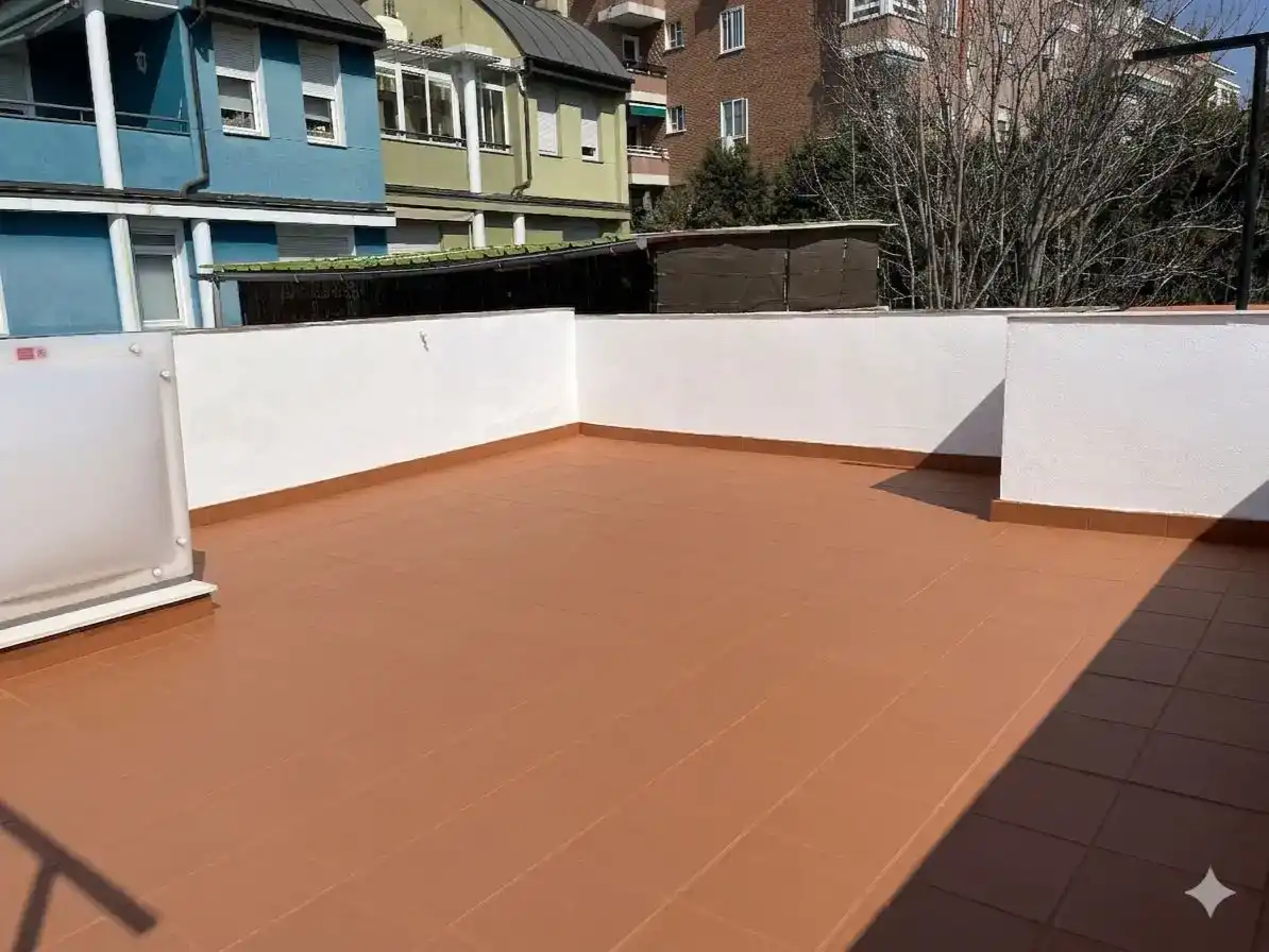 Terrassa de Pis en venda en  Madrid Capital amb Aire condicionat i Balcó