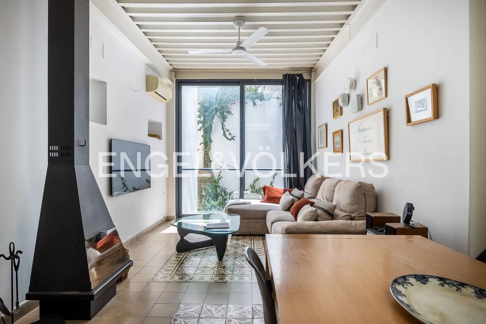 Sala de estar de Casa o chalet en venta en Sevilla con Aire acondicionado, Calefacción y Jardín privado