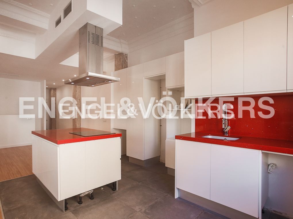 Cuina de Apartament de lloguer en  Valencia Capital amb Aire condicionat, Calefacció i Parquet