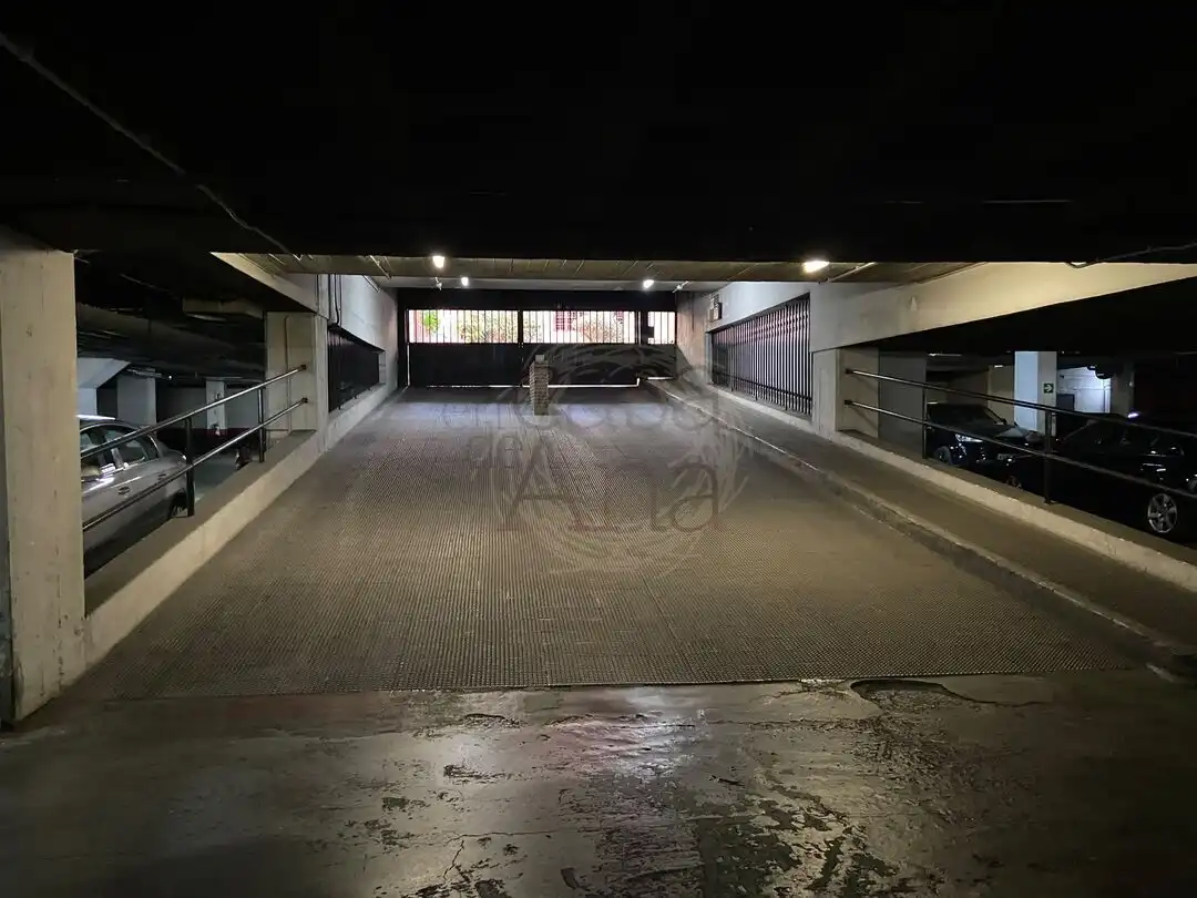 Parkplatz zur Miete in Calle María Díaz de Haro, imagen 5
