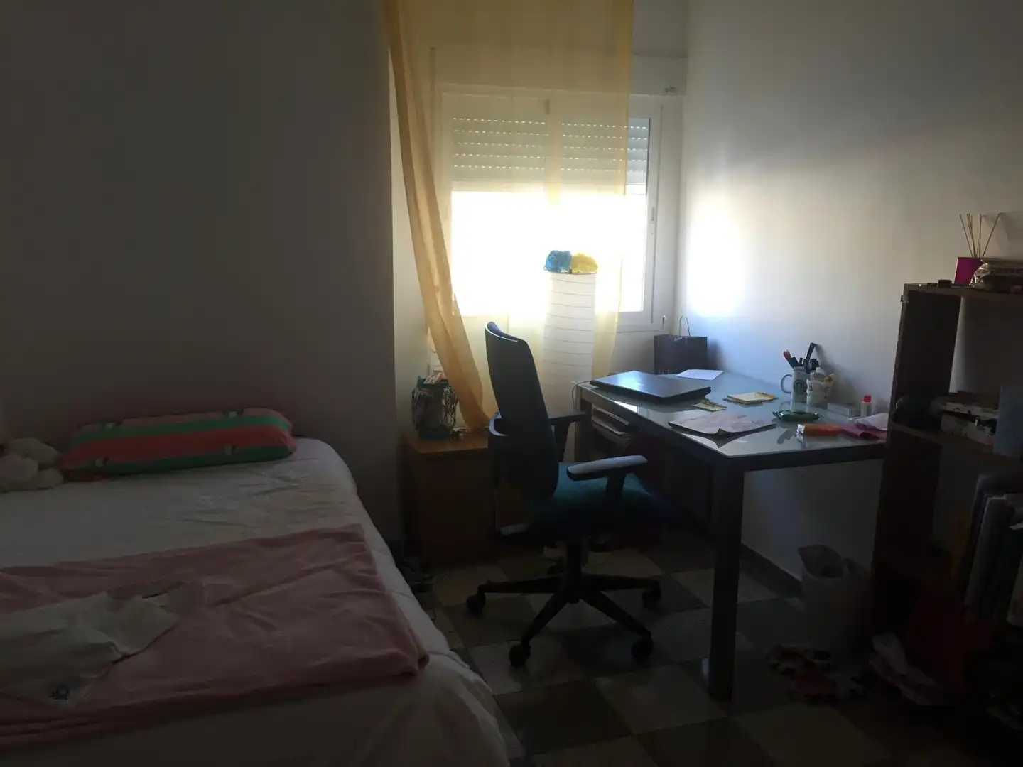 Dormitori de Àtic de lloguer en Granada amb Terrassa, Moblat i Rentadora