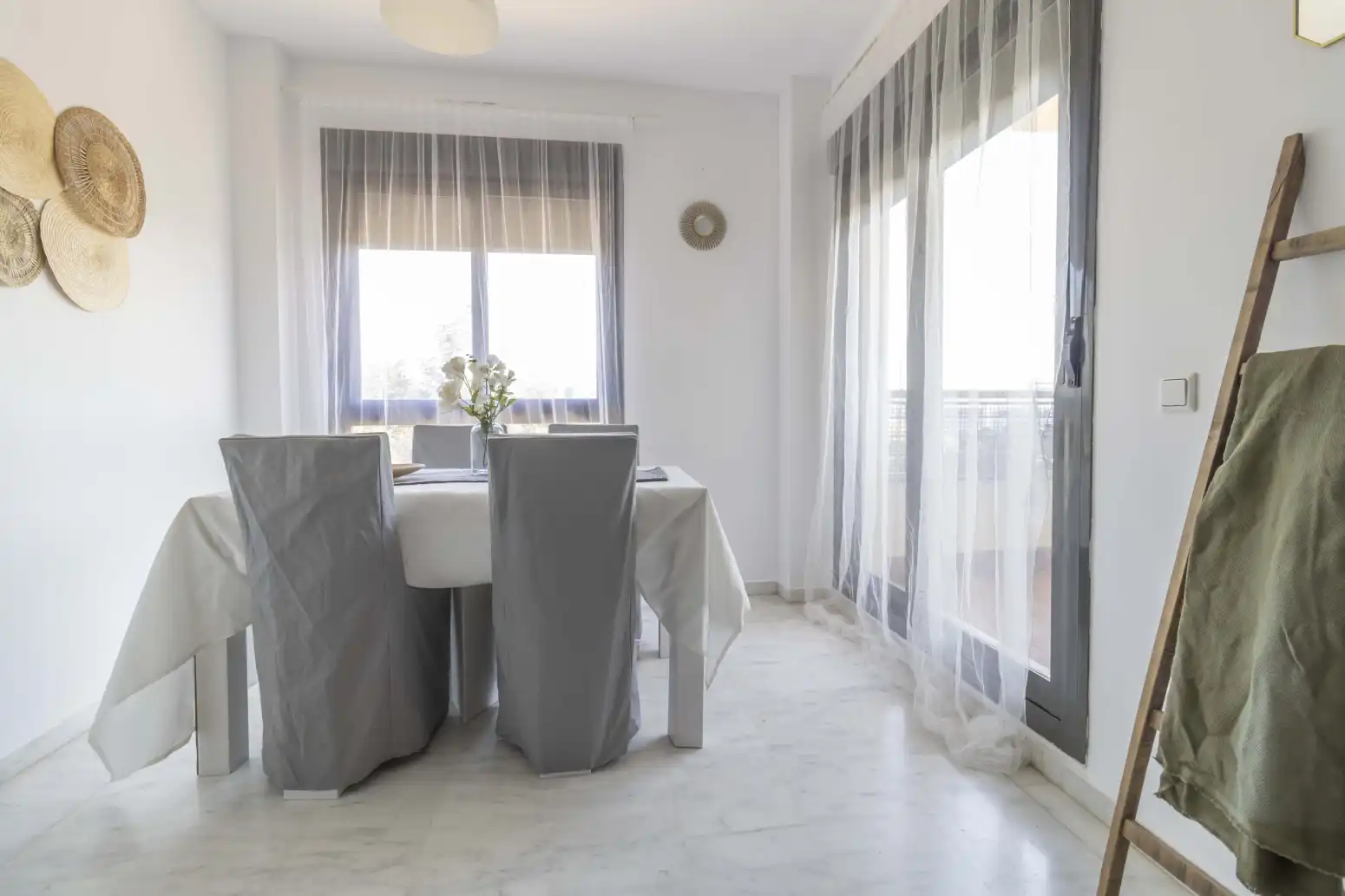 Esszimmer von Wohnung zum Verkauf in Mairena del Aljarafe mit Klimaanlage, Privatgarten und Terrasse
