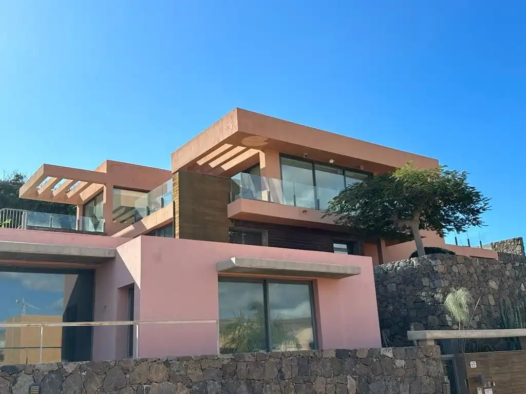 Houses for sale in Salobre Golf