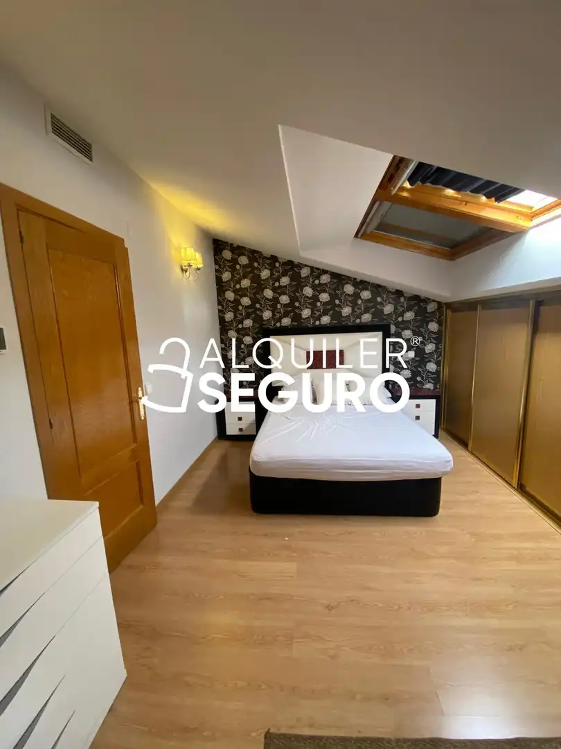 Habitación de Casa o chalet de alquiler en Guadalajara con Aire acondicionado, Calefacción y Terraza