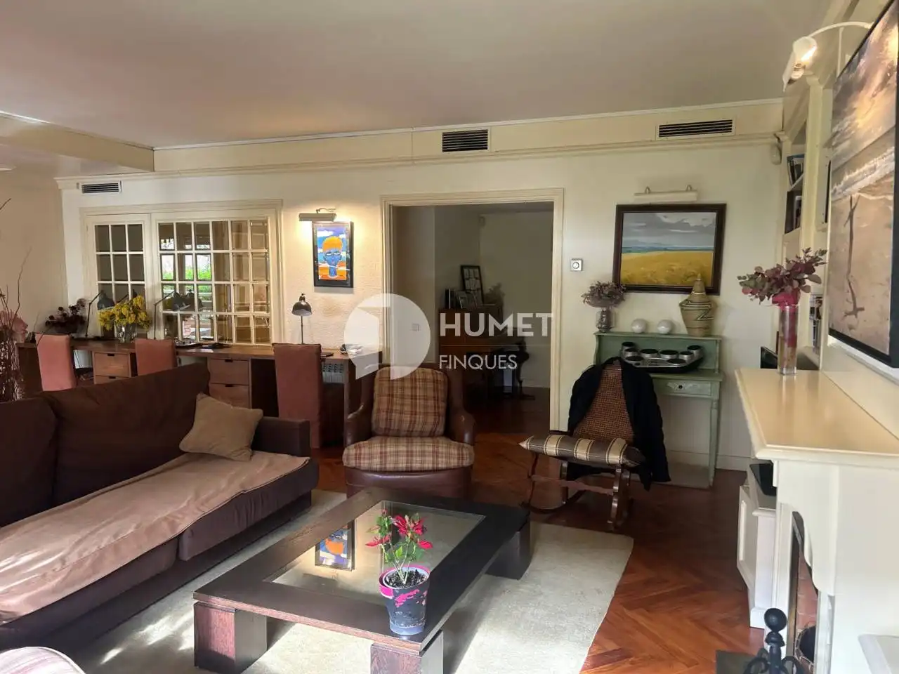 Living room of Flat for sale in Sant Cugat del Vallès  with Air Conditioner, Heating and Private garden