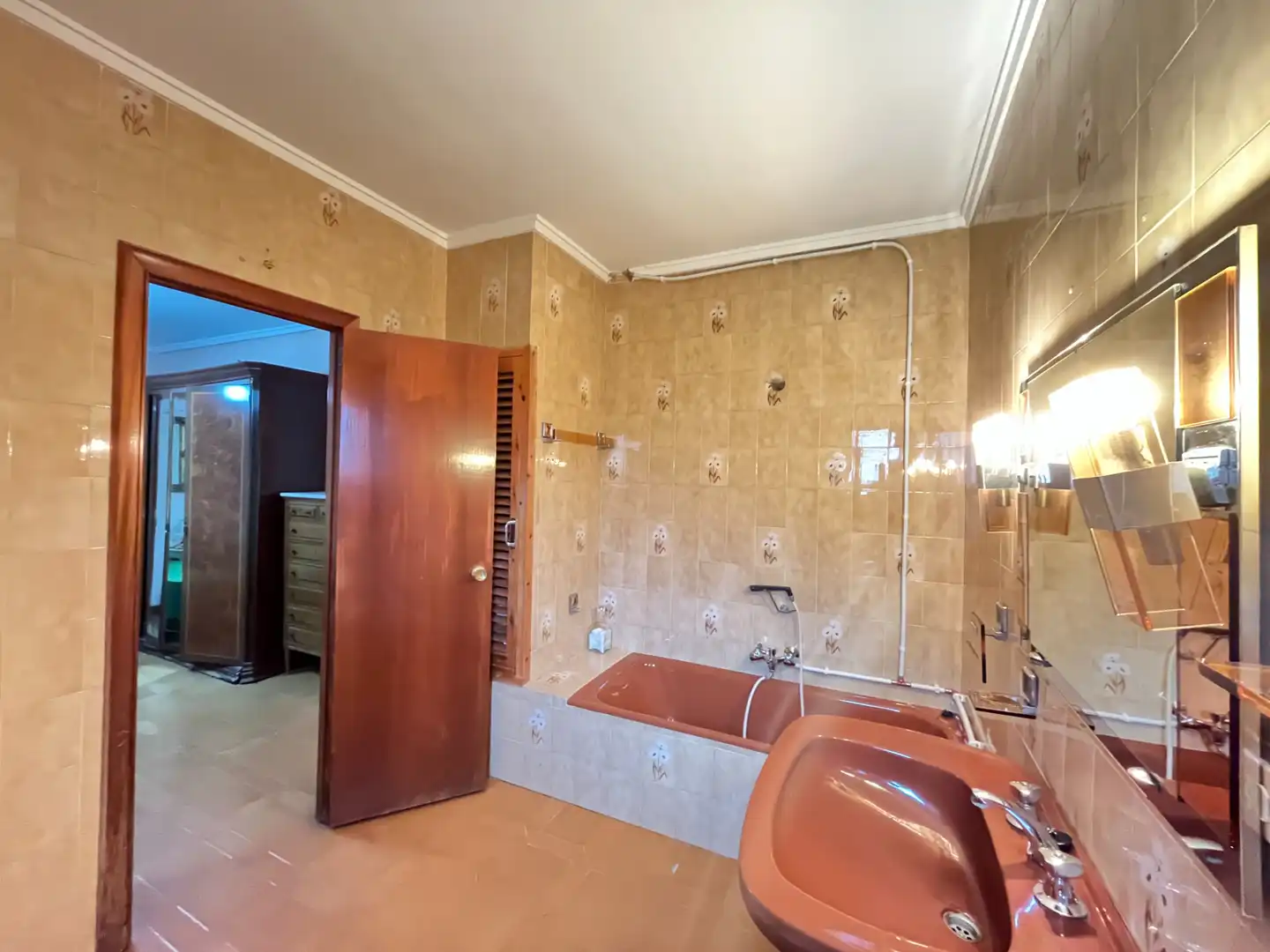 Baño de Casa o chalet en venta en Sagunto / Sagunt con Jardín privado, Terraza y Trastero