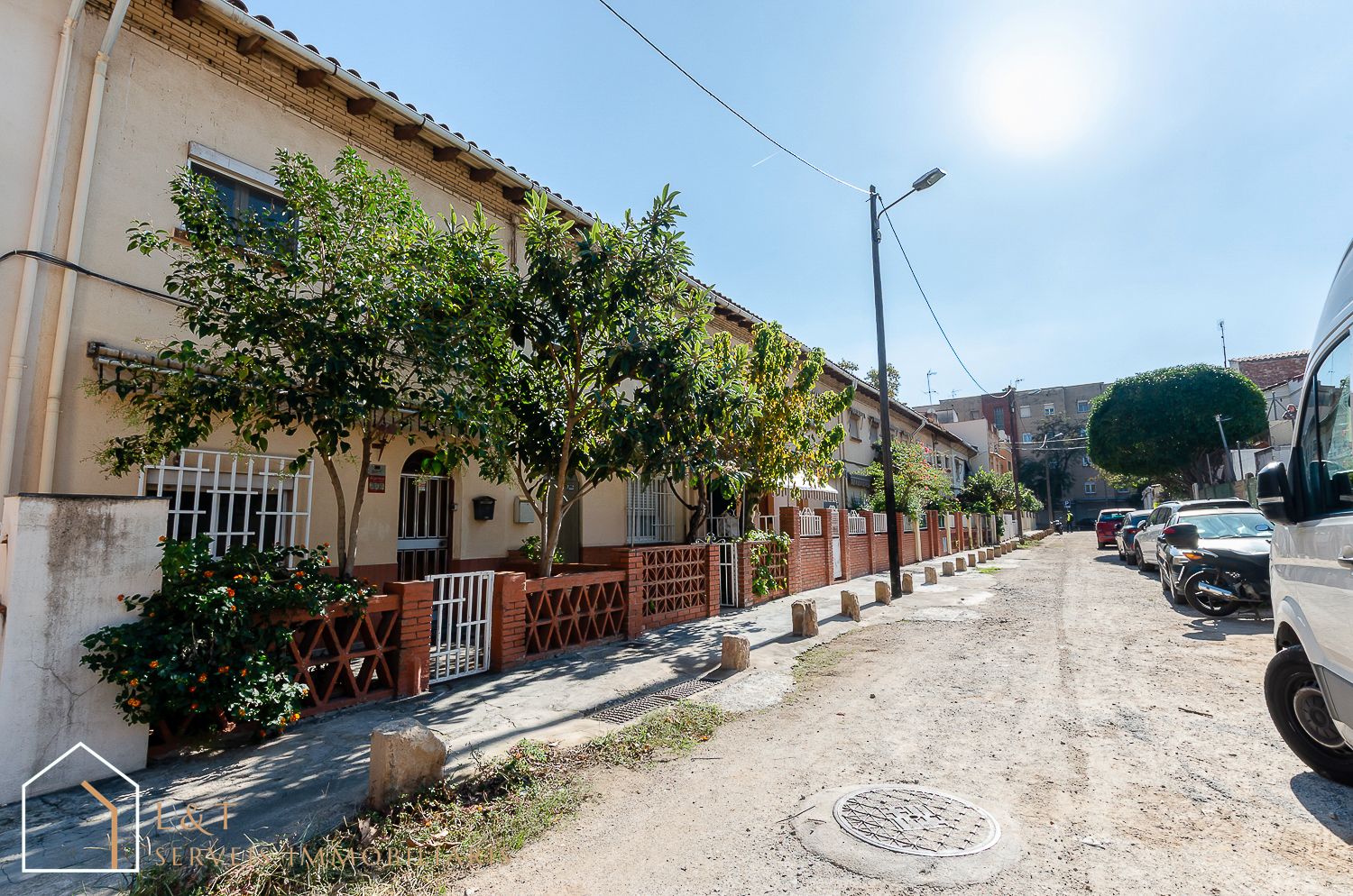 Vista exterior de Casa adosada en venta en  Barcelona Capital con Aire acondicionado, Calefacción y Jardín privado
