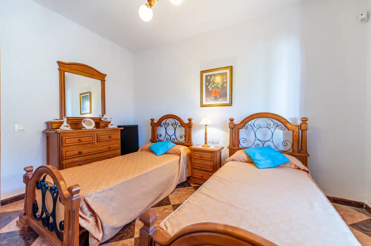 Habitación de Casa adosada en venta en Marbella con Aire acondicionado y Terraza