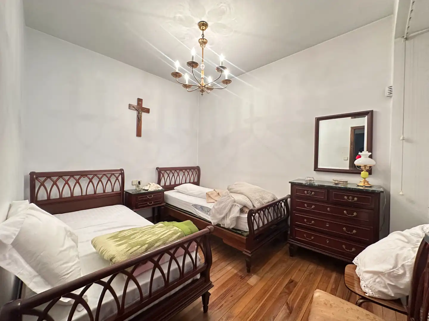 Habitación de Piso en venta en Santiago de Compostela  con Calefacción y Trastero