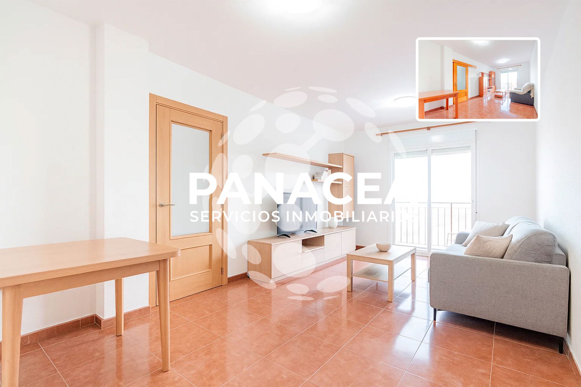 Vista exterior de Piso en venta en Roquetas de Mar con Amueblado y Balcón