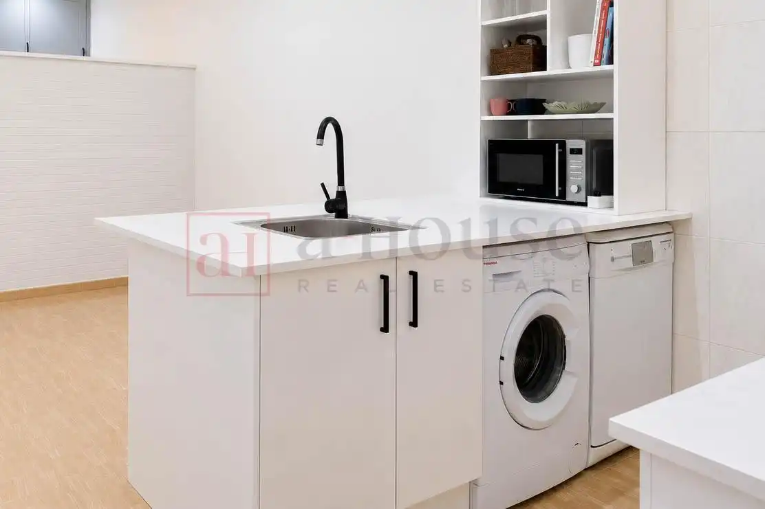Cocina de Planta baja en venta en Madrid con Calefacción