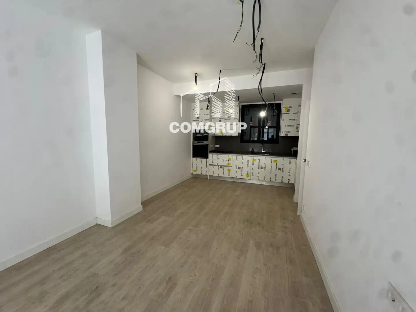 Flat for sale in Barcelona  with Heating, Oven and Alarm
