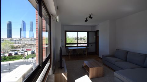 Foto 2 de Pis de lloguer a Avenida de Burgos, 30, Castilla, Madrid Capital