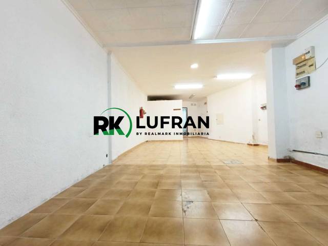 Local comercial en Venta en Calle MAESTRO CABALLERO en Campoamor