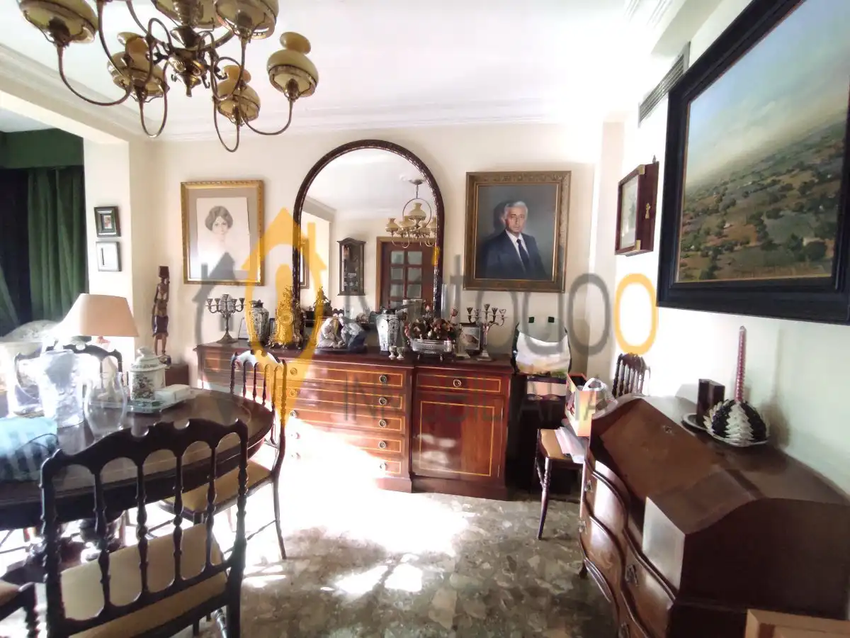 Dining room of Flat for sale in Sevilla  with Air Conditioner, Terrace and Balcony