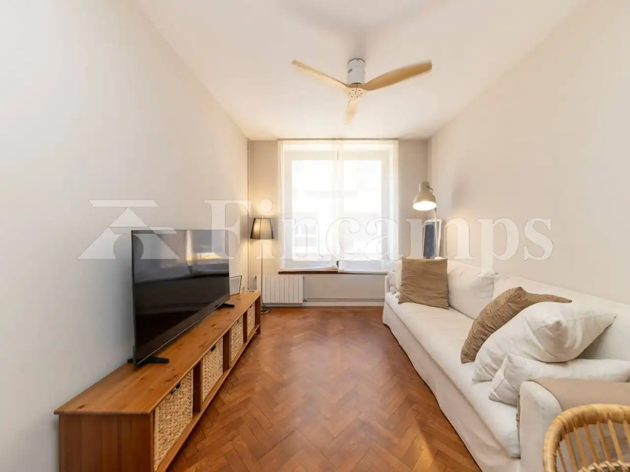 Sala d'estar de Casa o xalet en venda en Sabadell amb Calefacció, Parquet i Terrassa