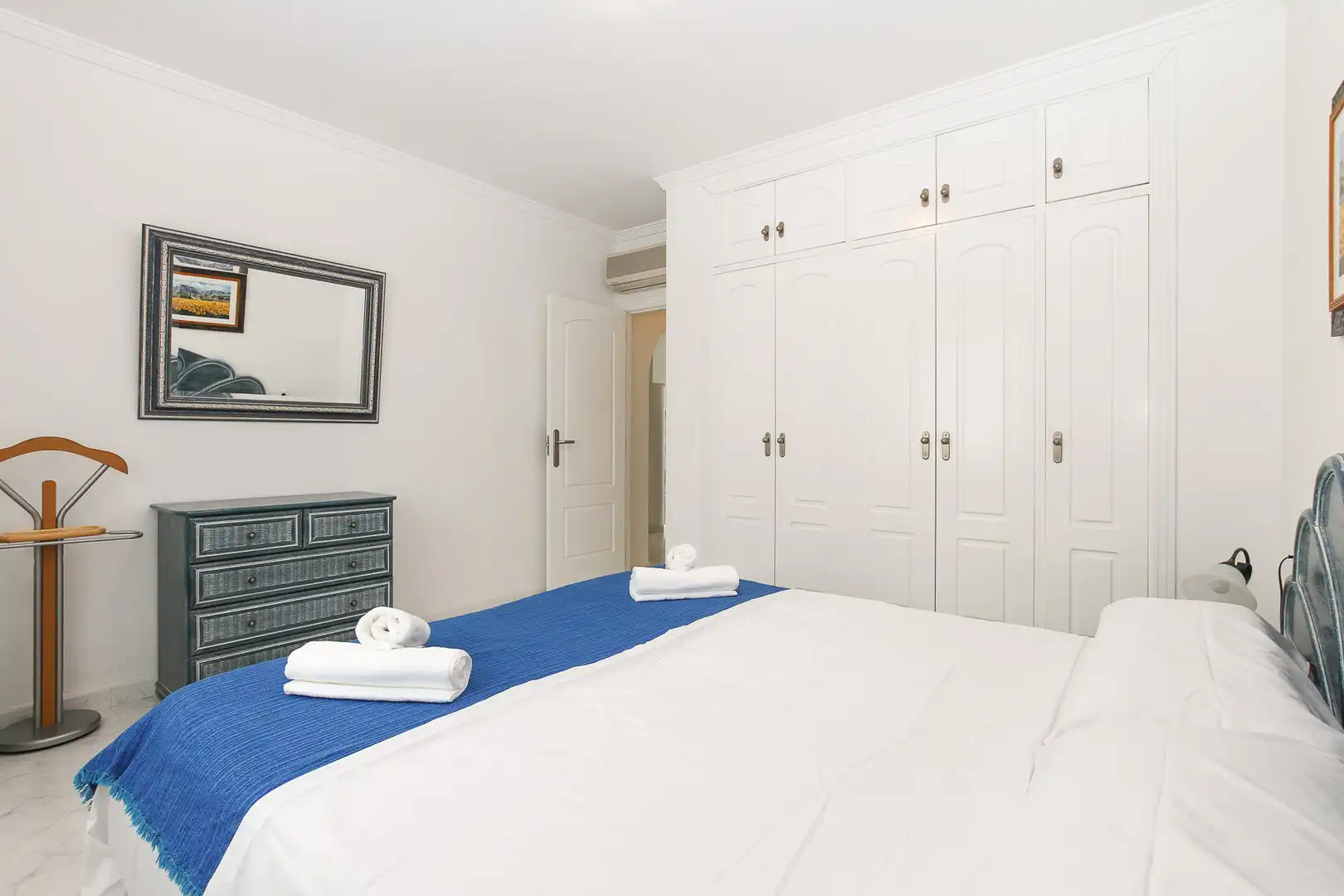 Habitación de Casa o chalet de alquiler en Dénia con Aire acondicionado, Jardín privado y Amueblado